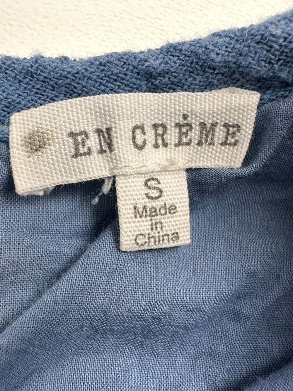 EN CREME EMBROIDERED BLUE BLOUSE - Picture 3 of 4